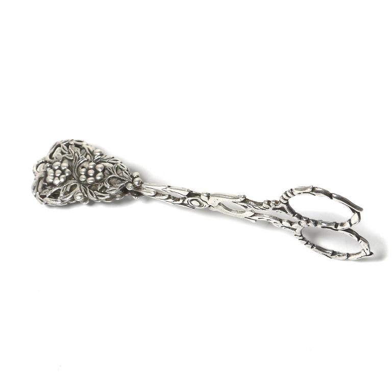 Серебряные кондитерские щипцы. Швеция, 1947 год