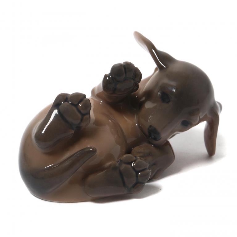Фарфоровая фигура "Щенок таксы". Royal Copenhagen