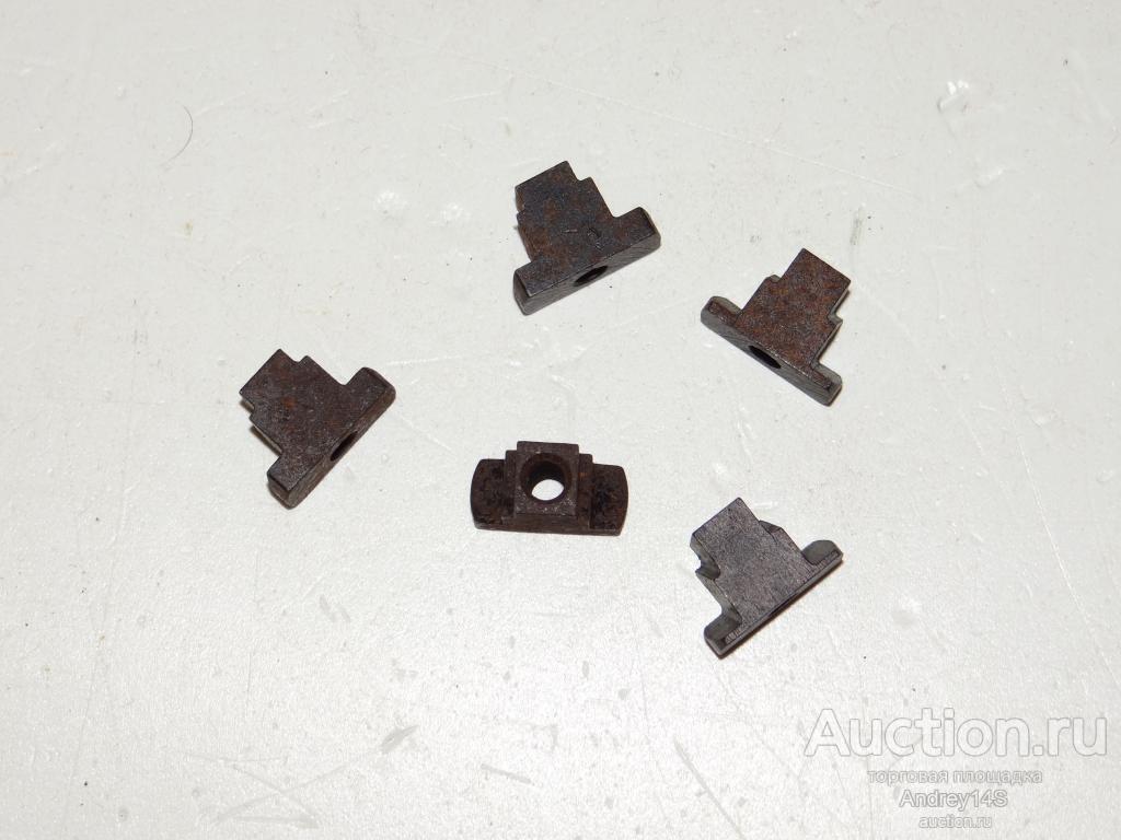 Гайка винта рукоятки АК-74 К14 № 231