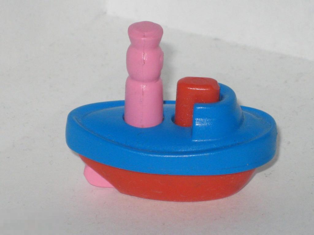 Киндер Старая сборка Корабль- мелок К.98 n.06