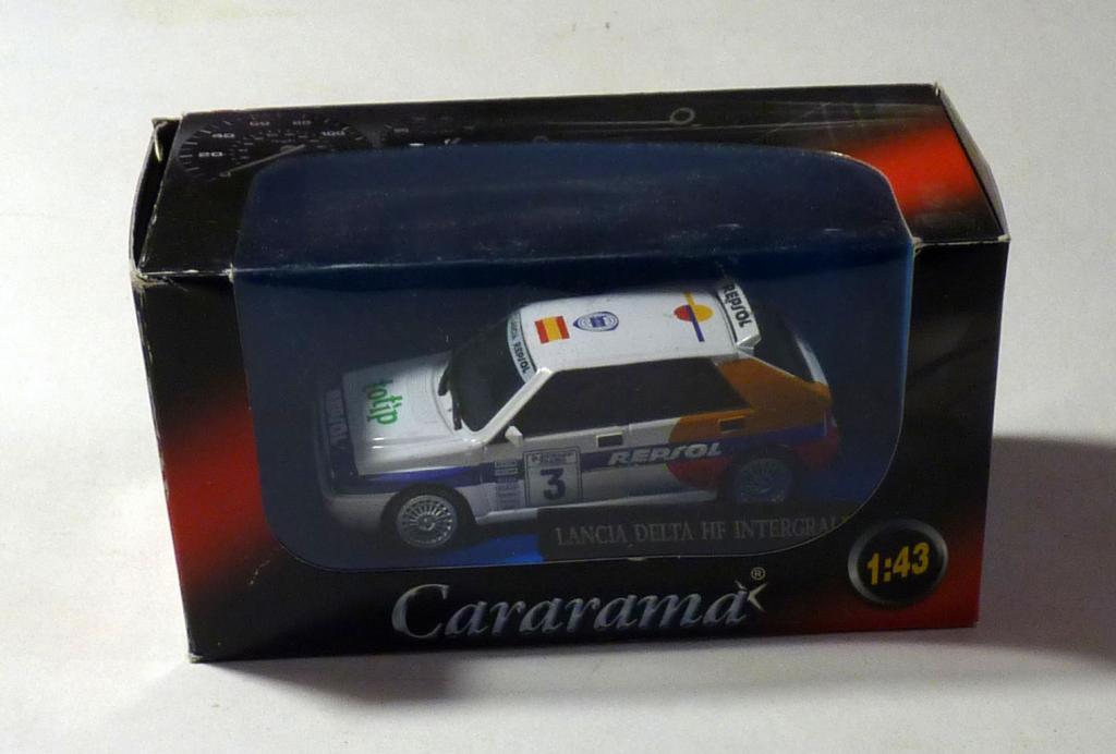 Масштабная модель Cararama Hongwell LANCIA DELTA HF INTEGRALE 1:43 в коробке