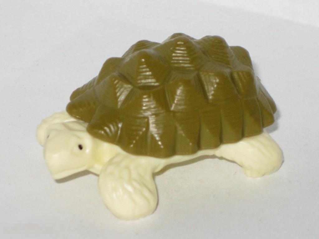 Киндер сюрприз Animal Planet Африканские животные Черепаха 2011 DC 008