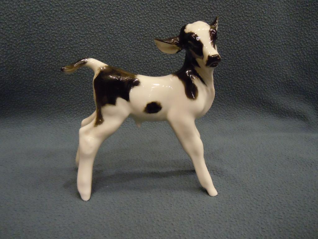 "Бычок" ЛФЗ СССР, 1970гг, фарфор, скульптор Воробьёв
