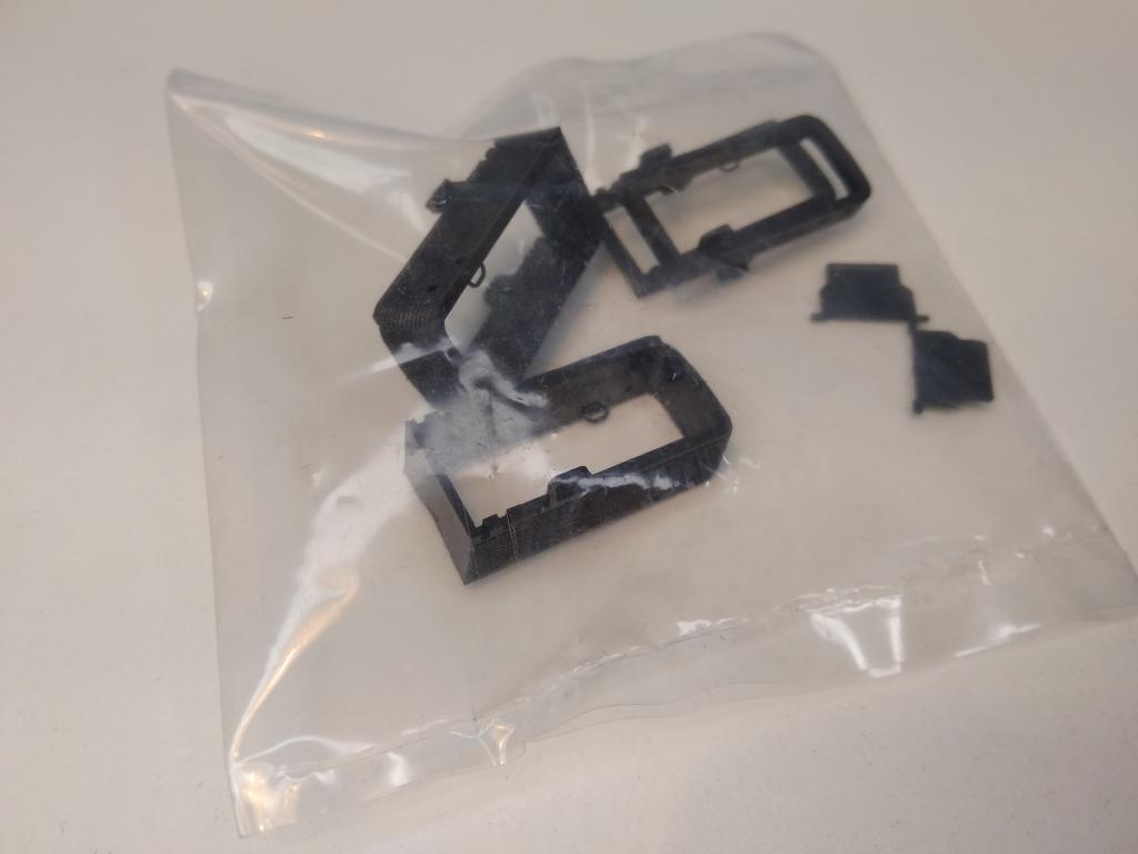 16мм (HO) Roco суфле тамбуров 4шт.и переходные площадки