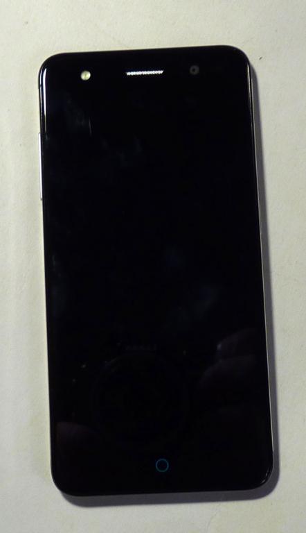 Смартфон ZTE Blade V7 Lite нерабочий телефон