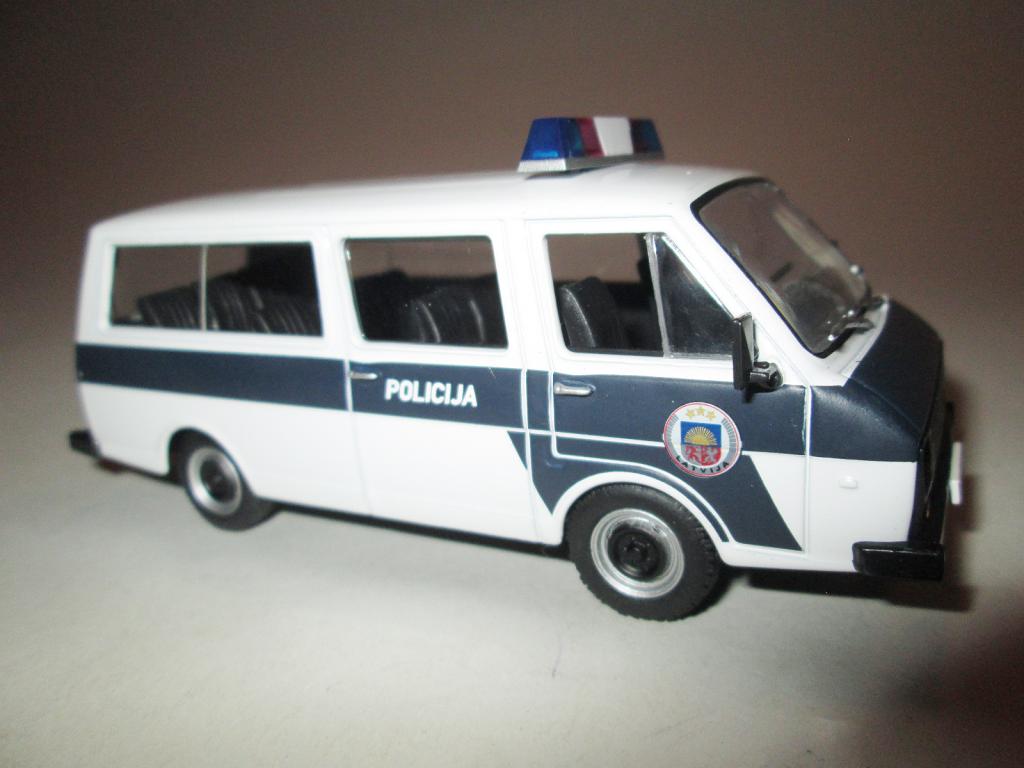 модель авто 1-43 RAF 22038 / РАФ 22038 (Полиция Мира, DeAgostini) Описание!!!