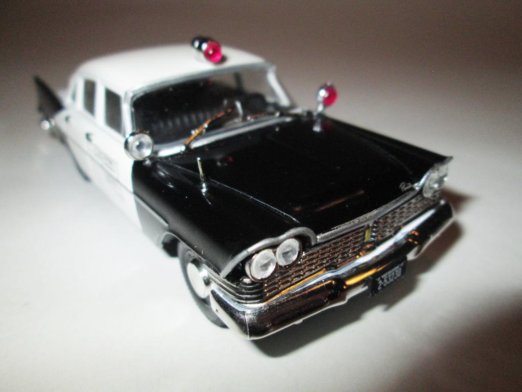 модель авто 1-43 Plymouth Savoy / Плимут Савой (Полиция Мира, DeAgostini) Описа