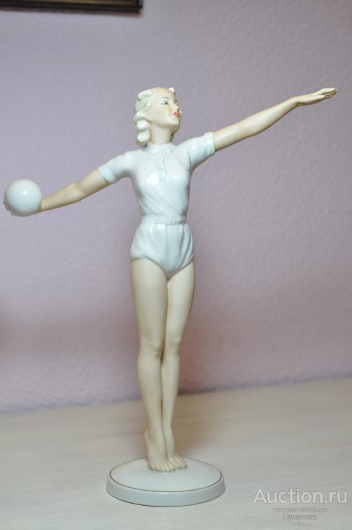 ДЕВУШКА СПОРТСМЕНКА, ГИМНАСТКА, ВОЛЕЙБОЛИСТКА. Старая ГЕРМАНИЯ, SchauBach Kunst. ЦЕЛАЯ