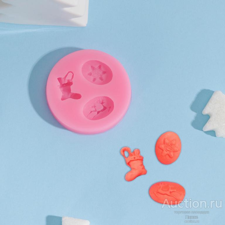 Молд «Новогодняя сказка», 5,5x5,5x1 см, цвет розовый. Новый.