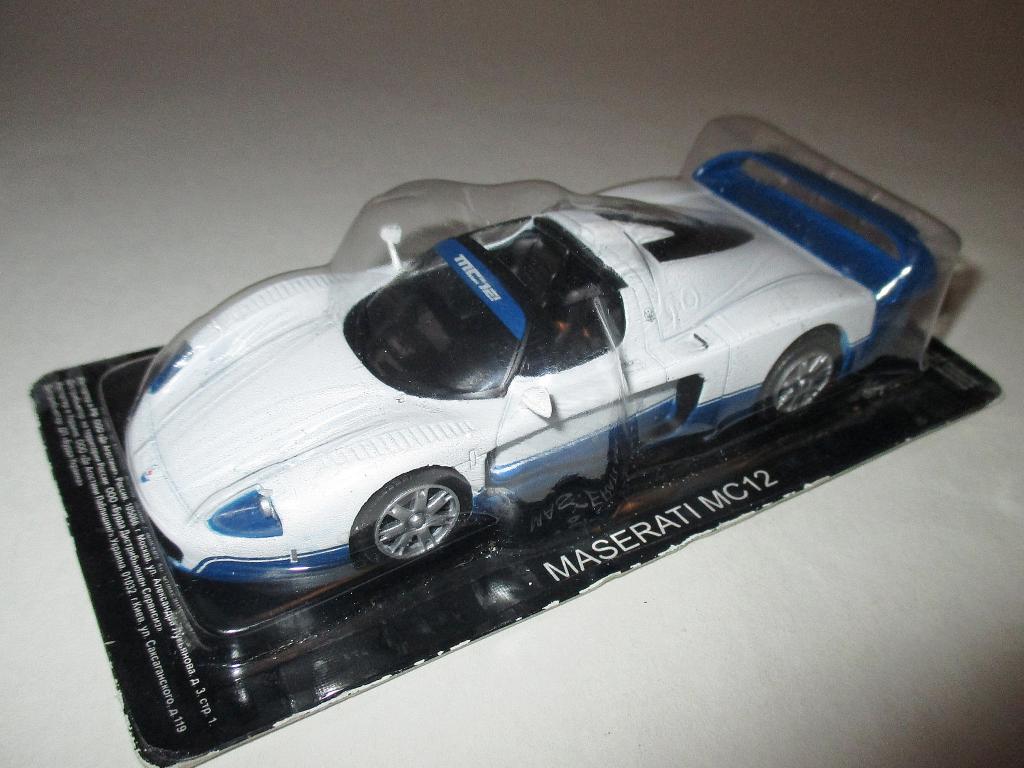 модель авто 1-43 Maserati MC12 / Мазерати МС12 (автомобили Мира - DeAgostini) описание