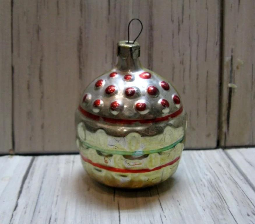 Ёлочная игрушка корзина с ягодами СССР
