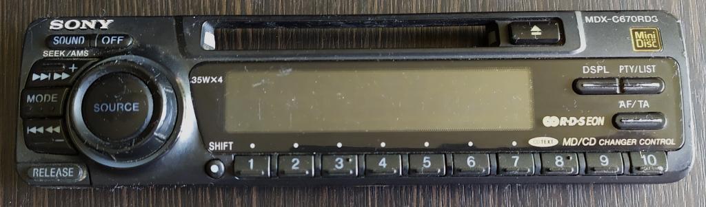 Панель мини дисковой автомагнитолы SONY CDX C 670 RDS