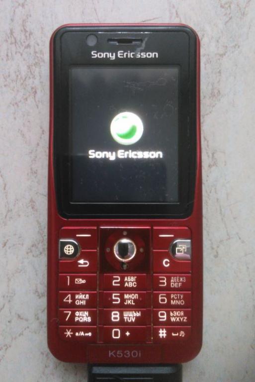 Мобильный телефон Sony Ericsson k530i