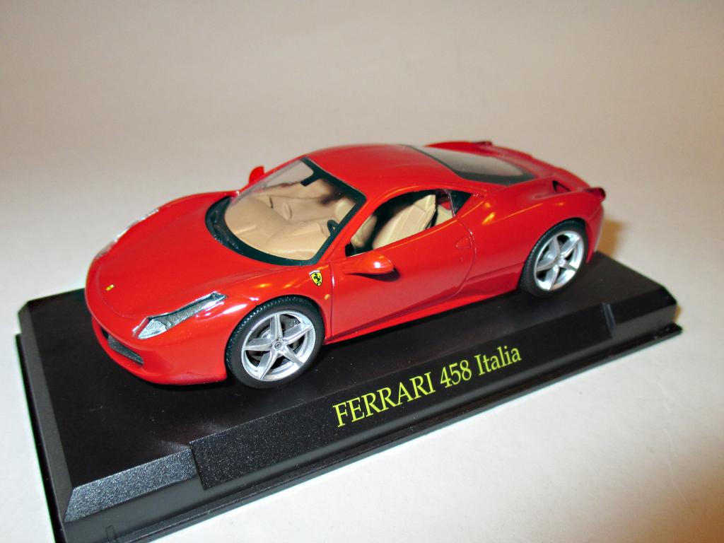 модель авто 1-43 Ferrari 458 Italy / Феррари 458 Италия (EAGLEMOSS Collection) описание!!!