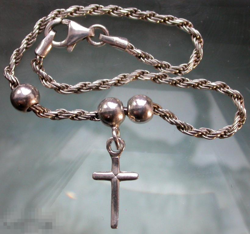 Серебряный браслет-цепочка. 925 проба (Италия). 3.3 гр. Длина 16.8 см.