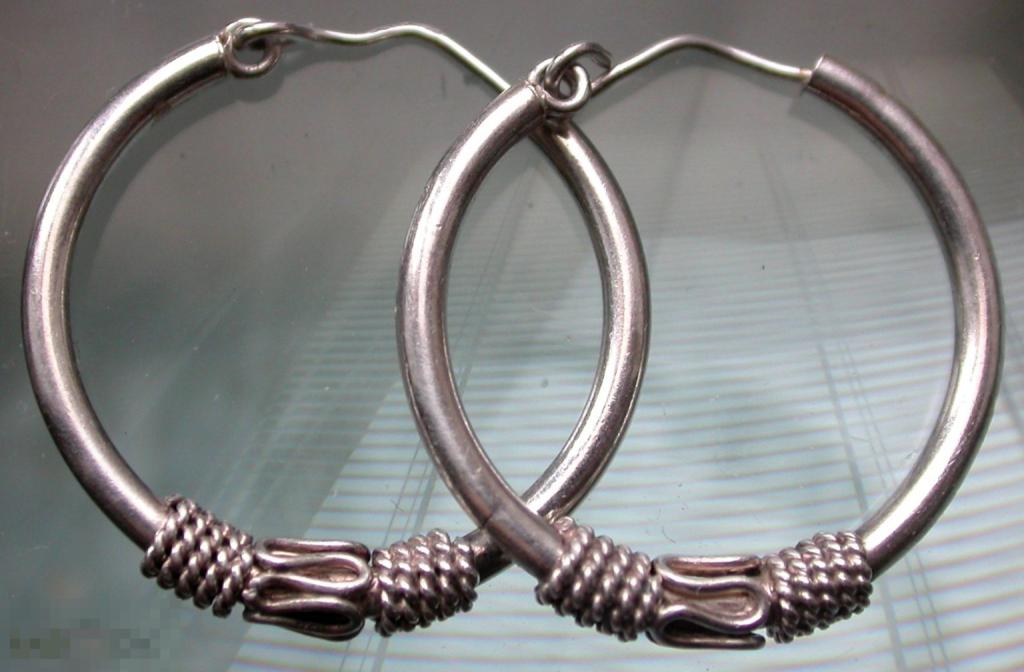 Серебряные серьги-кольца. 925 проба. 3.3 гр. 24.5 мм. 