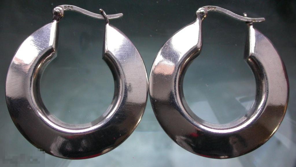 Серебряные серьги-кольца. 925 проба.  8.8 гр. Уценка.