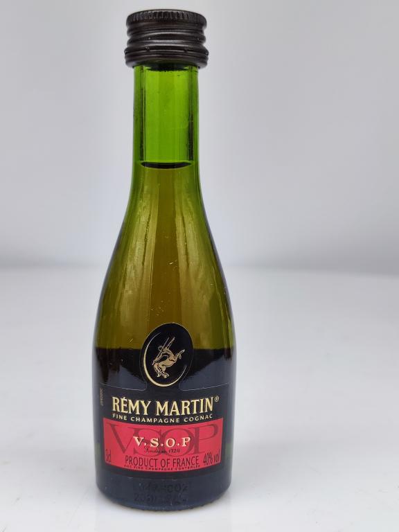 Коньяк Remi Martin VSOP  50мл Франция