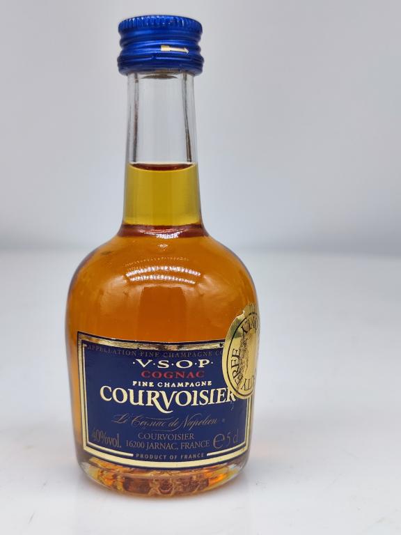 Коньяк Courvoisier VSOP  50мл Франция
