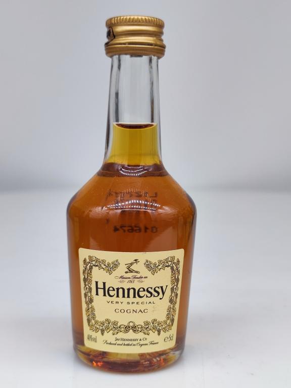 Коньяк Hennessy VS 50мл Франция