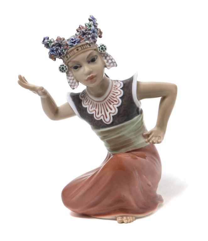 Фарфоровая фигура "Танцовщица". Dahl-Jensen.