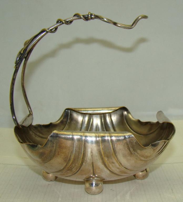 Лоточек старинный орешница конфетница (Y063)