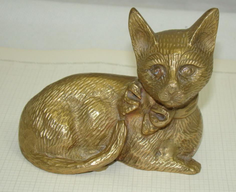 Фигурка литая Кошка (M220)