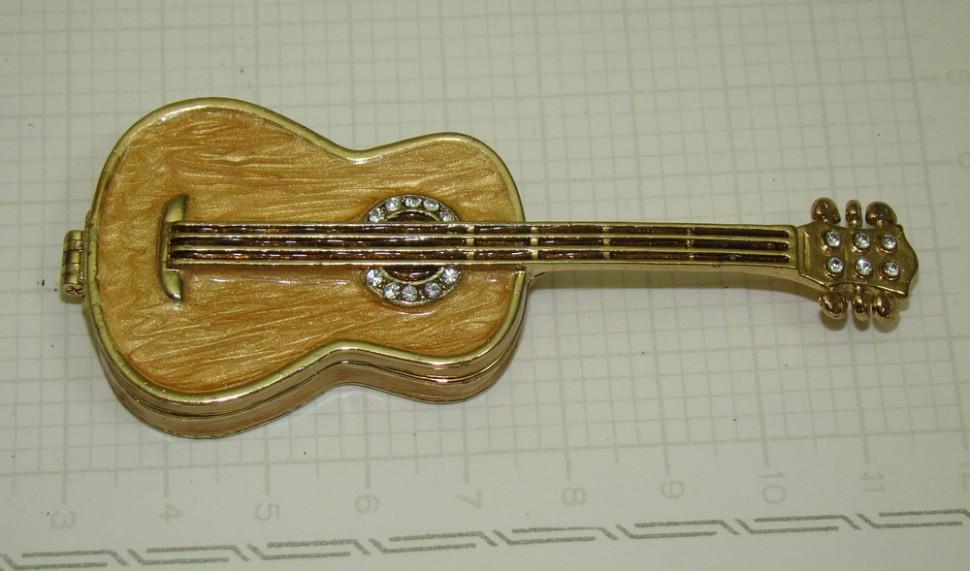 Мини-шкатулка Гитара футляр для медиатора (M233)
