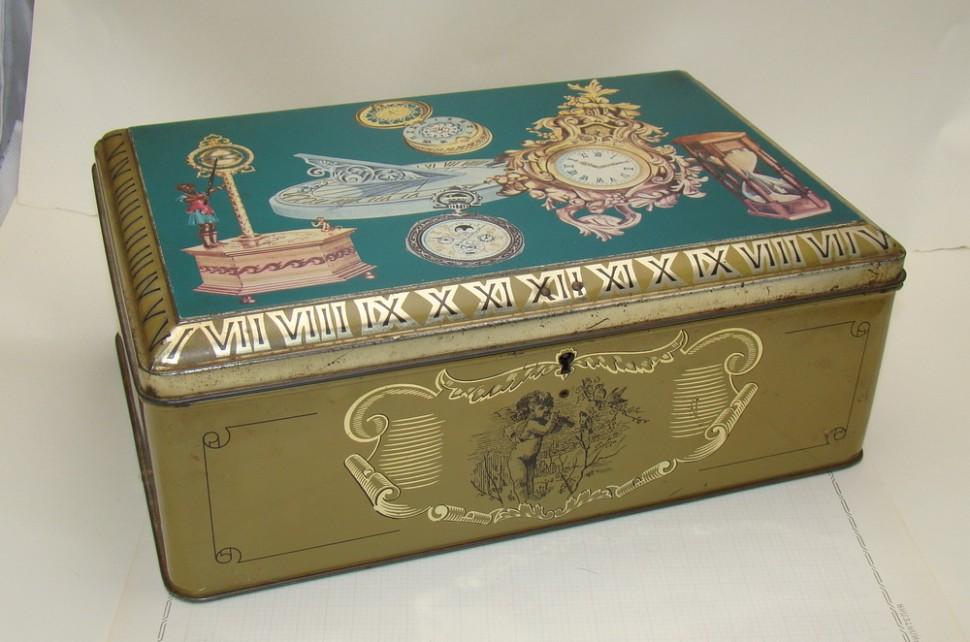 Demaret жестяная коробка шкатулка старинная Часы (A041)