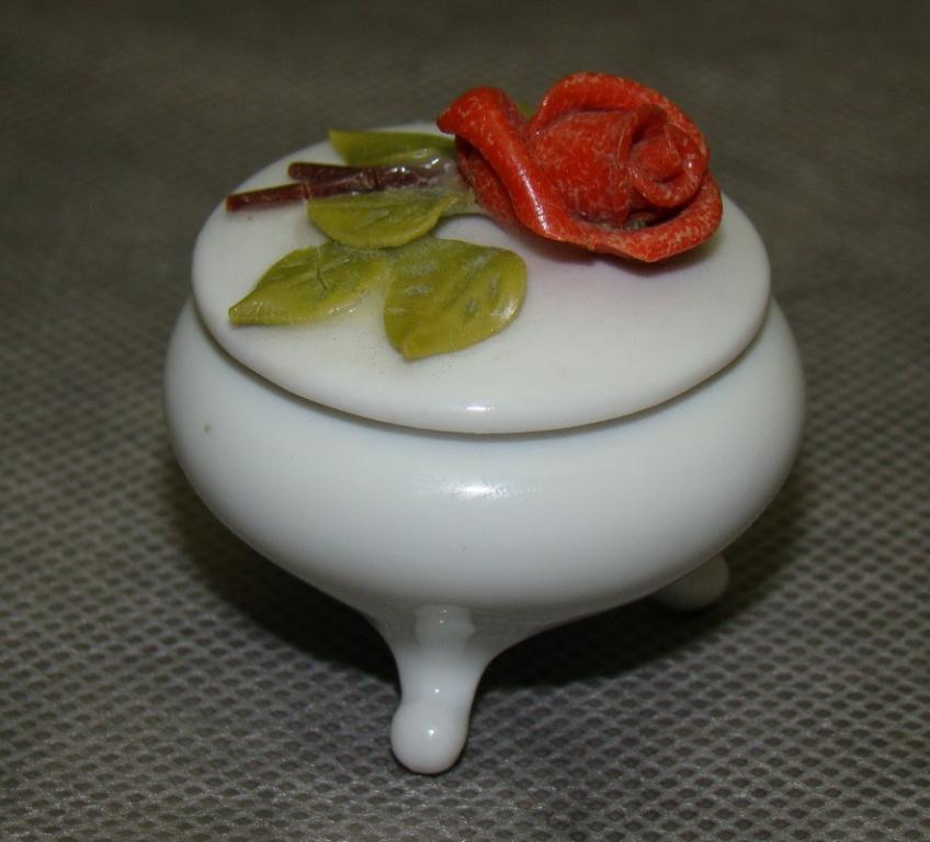 Limoges мини-шкатулка винтажная (M423)