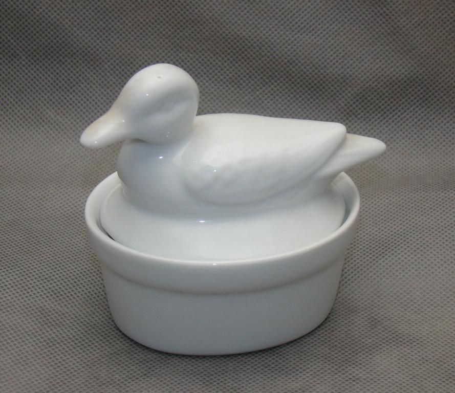 Шкатулка фарфоровая винтажная Уточка (A330)