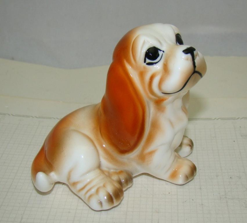 Фигурка фарфоровая винтажная Собака (Y361)