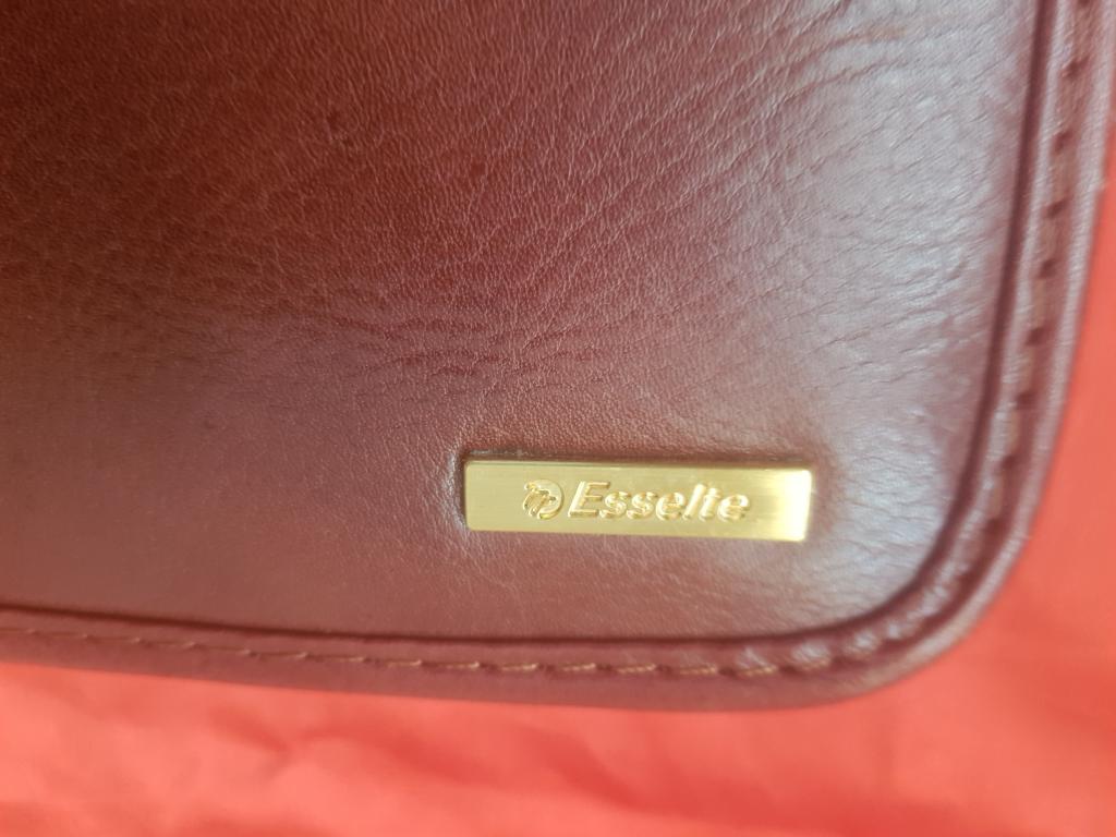 Папка для документов и бумаг Esselte  начсоставу