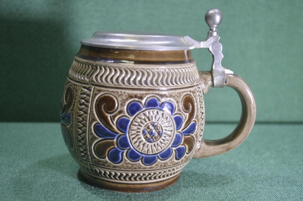 Кружка пивная керамическая, с крышкой. Цветочные узоры. Керамика, Германия.
