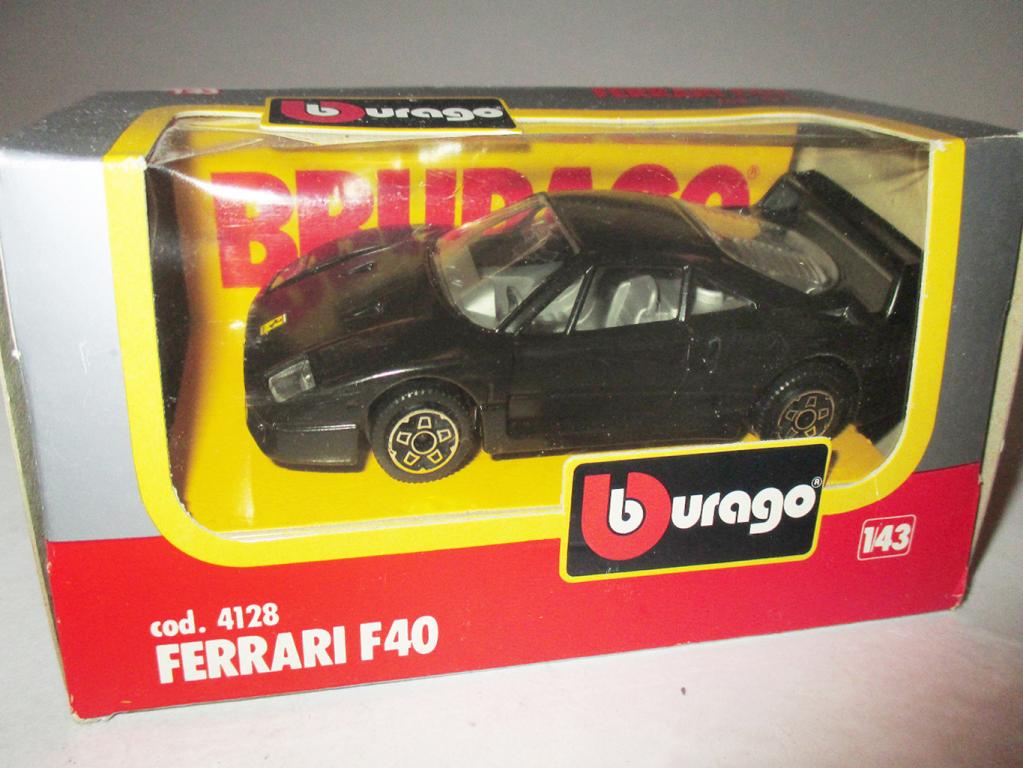 модель авто 1-43 Ferrari F40 / Феррари Ф40 (Burago ) читайте описание !!!