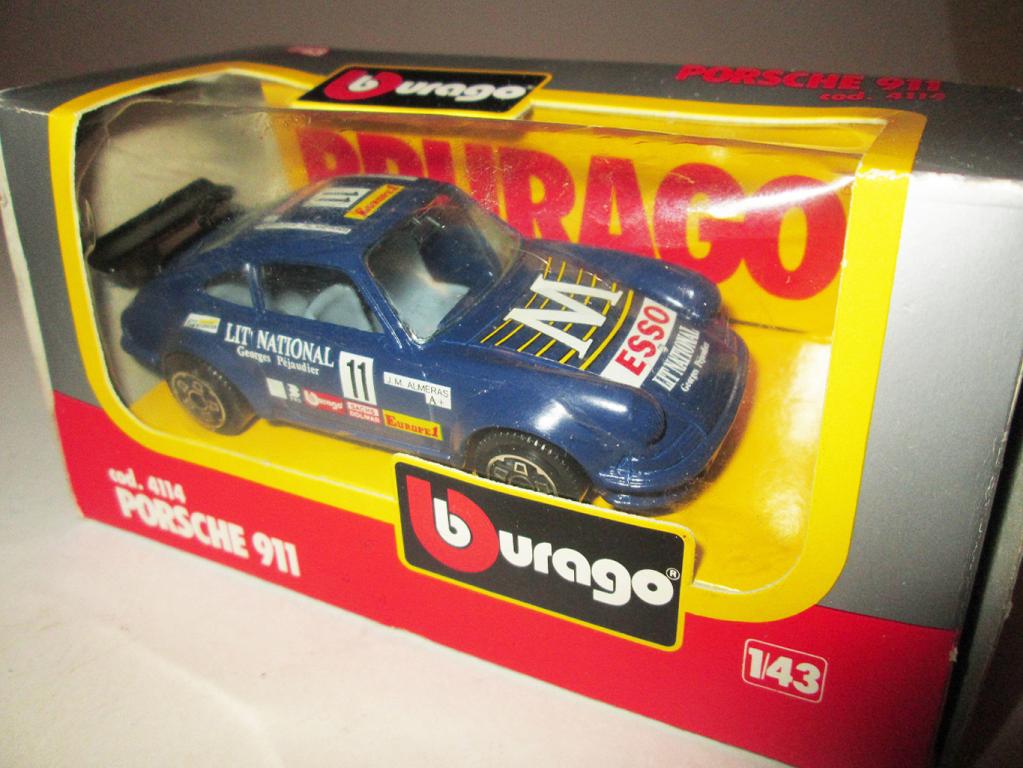 модель авто 1-43 Porsche 911 / Порше 911 (Burago ) читайте описание !!!