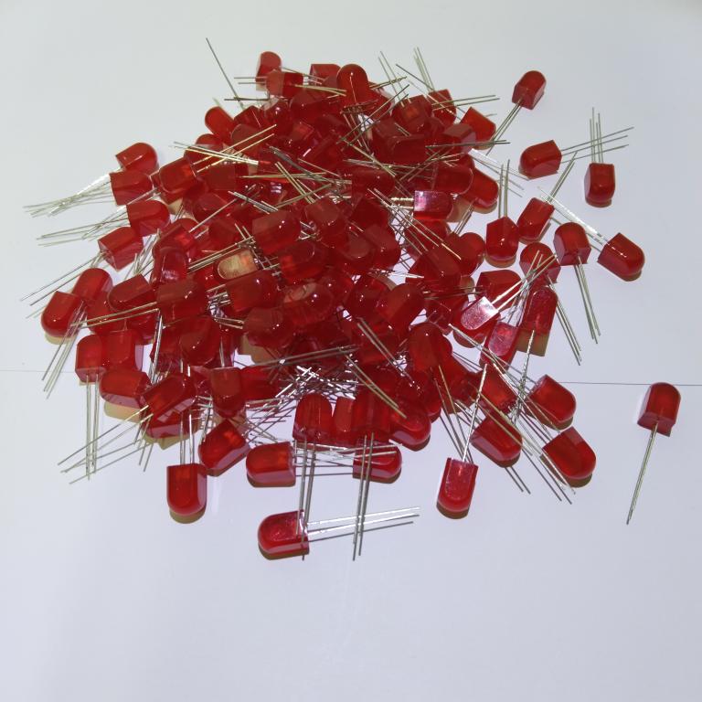 Светодиод L-803ID прямоугольный, 8x8x12 мм , красный, 70 мкд, 45 градусов, линза красная.