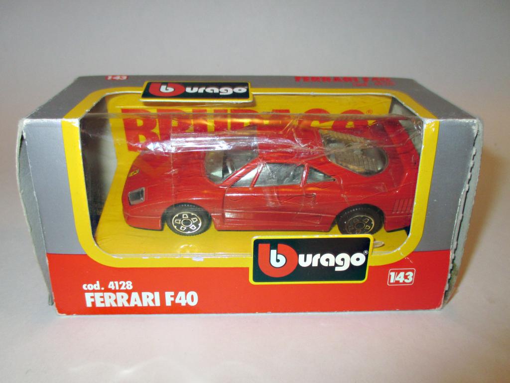 модель авто 1-43 Ferrari F40 / Феррари Ф40 (Burago ) читайте описание !!!