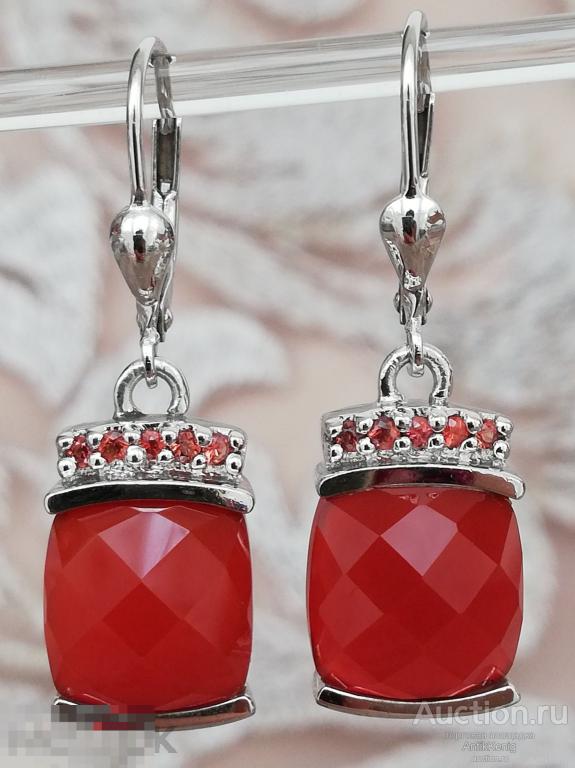 Серебряные серьги 925 проба Вес 6 гр. Высота серьги 3 см.