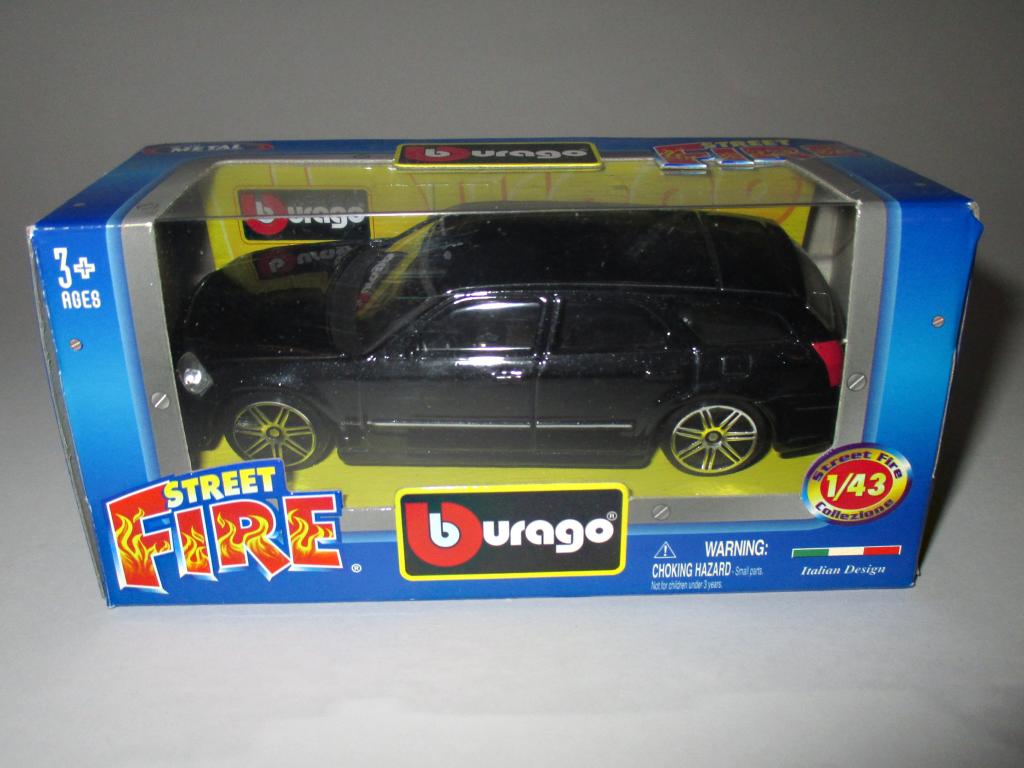 модель авто 1-43 Dodge Magnum RT / Додж Магнум РТ (Burago ) читайте описание !!!