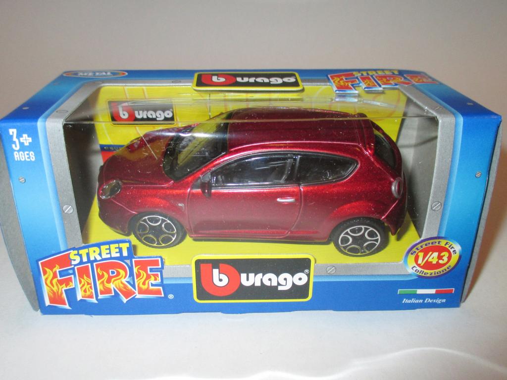 модель авто 1-43 Alfa Romeo MITO / Альфа Ромео МИТО (Burago ) читайте описание !!!
