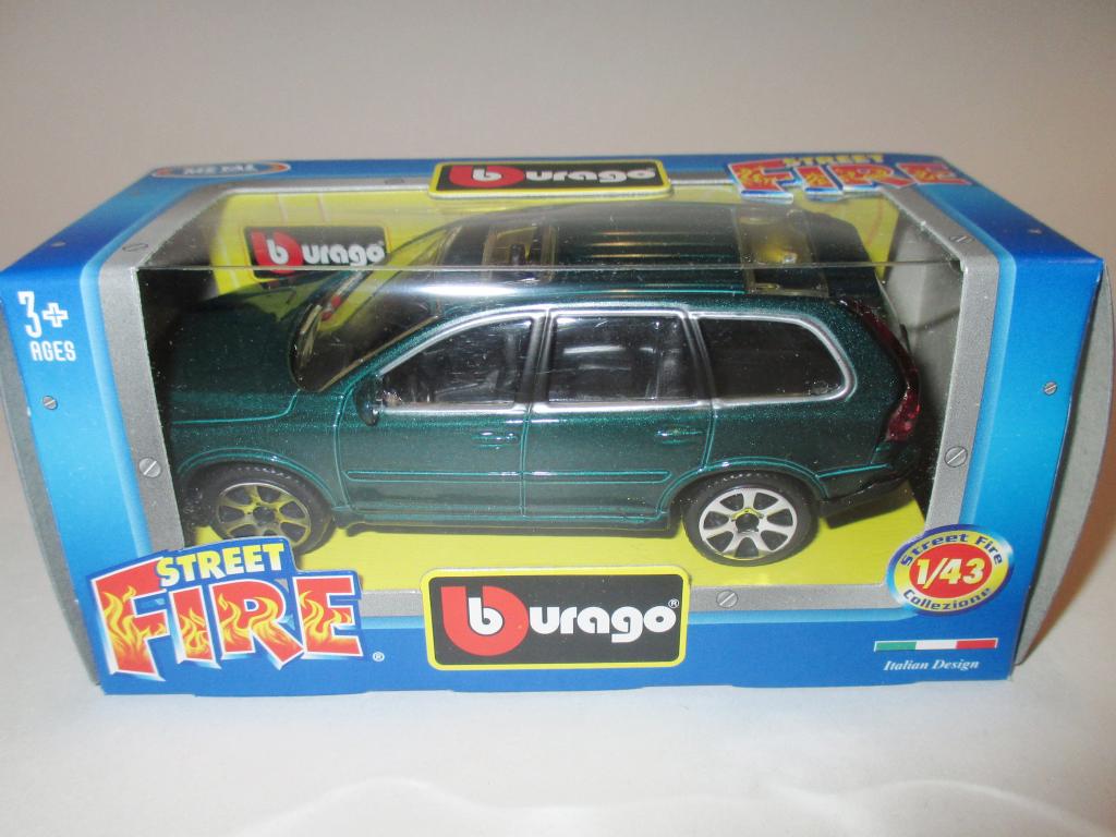 модель авто 1-43 Volvo XC90 / Вольво ХЦ90 (Burago ) читайте описание !!!