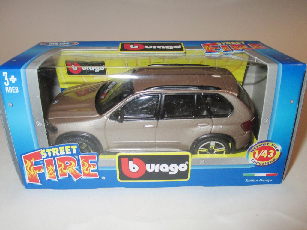 модель авто 1-43 BMW X5 / БМВ Х5 (Burago ) читайте описание !!!