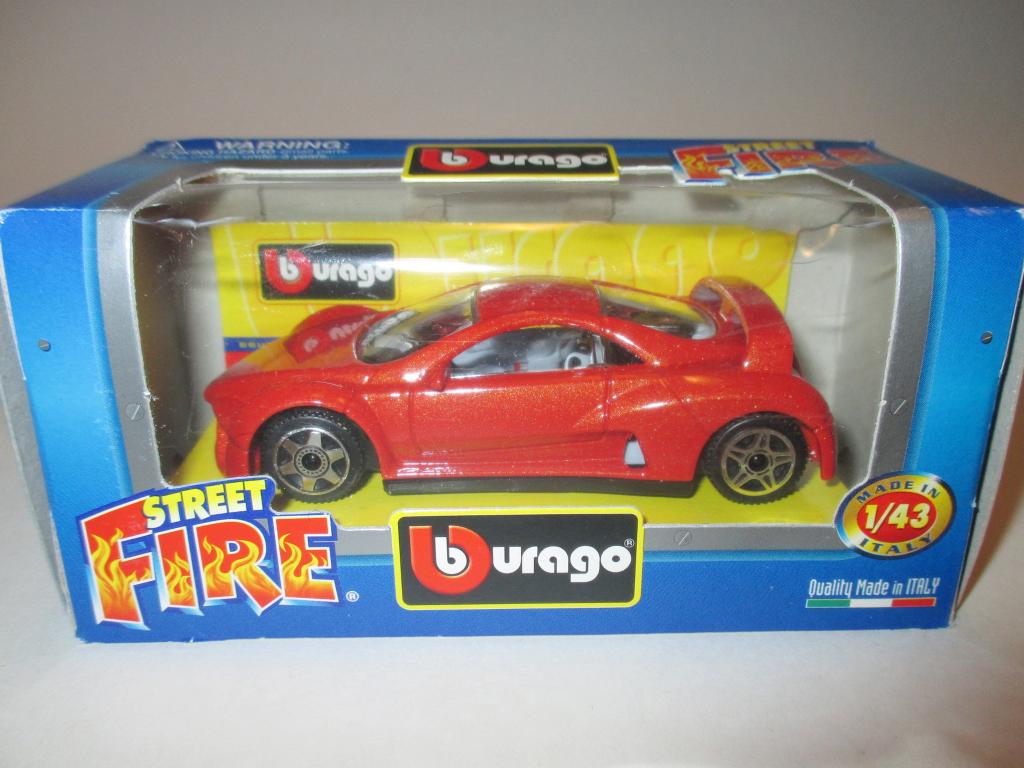 модель авто 1-43 Prima Giugjaro / Прима Гауджаро (Burago ) читайте описание !!!