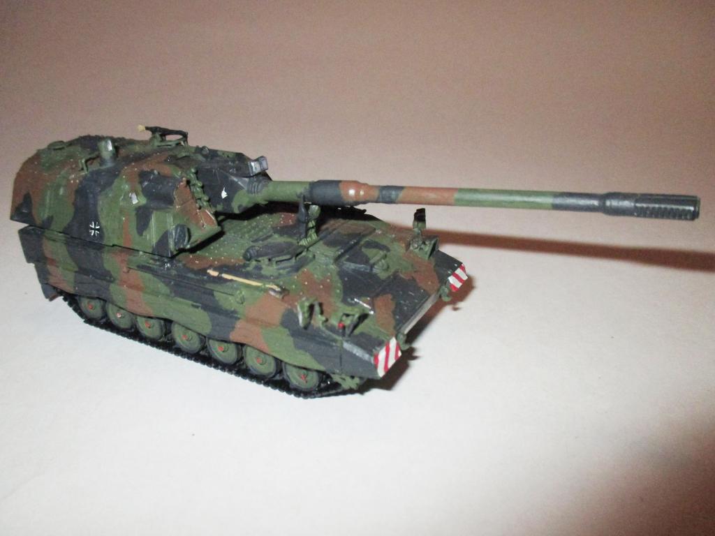 модель танк САУ PzH 2000 Германия (ГОТОВАЯ модель, собрана) ручная работа