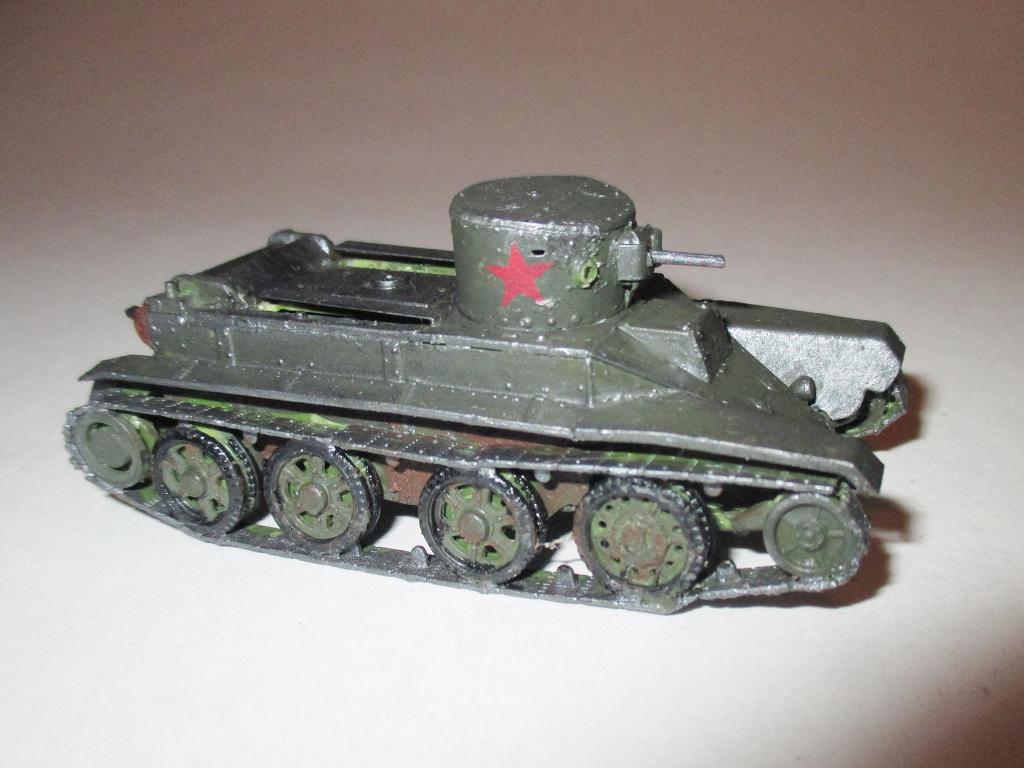 модель танк БТ-5 , БТ-7 (ГОТОВАЯ модель, собрана) ручная работа