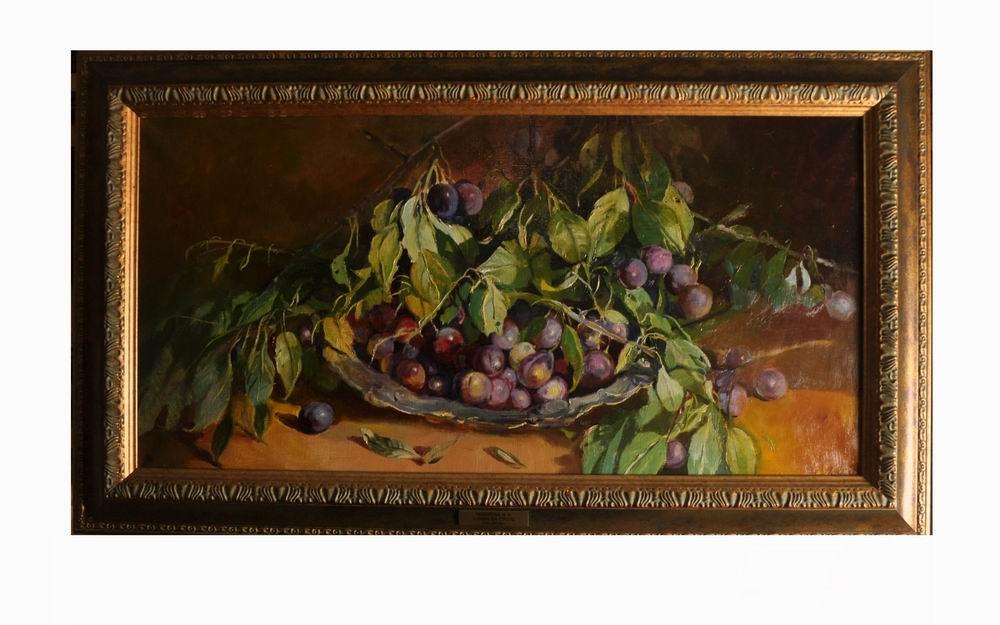 Живописная картина маслом "Слива на столе", картина для оформления интерьера