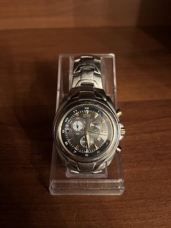Часы CITIZEN Eco-Drive. Titanium. Кварцевые.