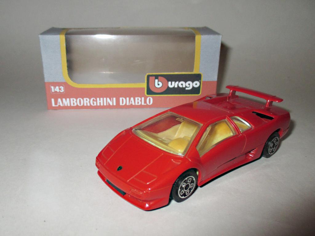 модель авто 1-43 Lamborghini Diablo / Ламборгини Диабло (Burago ) читайте описание !!!