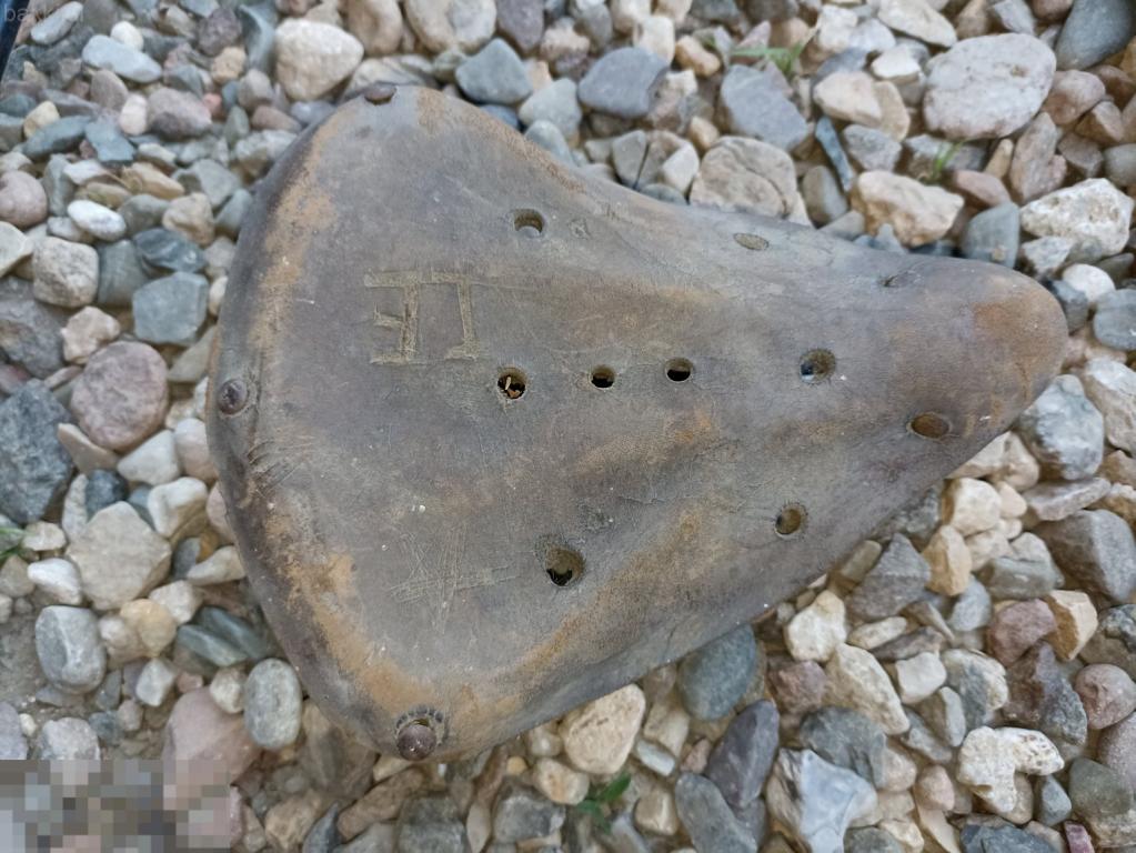 седло сиденье велосипед кипятильник ссср свз